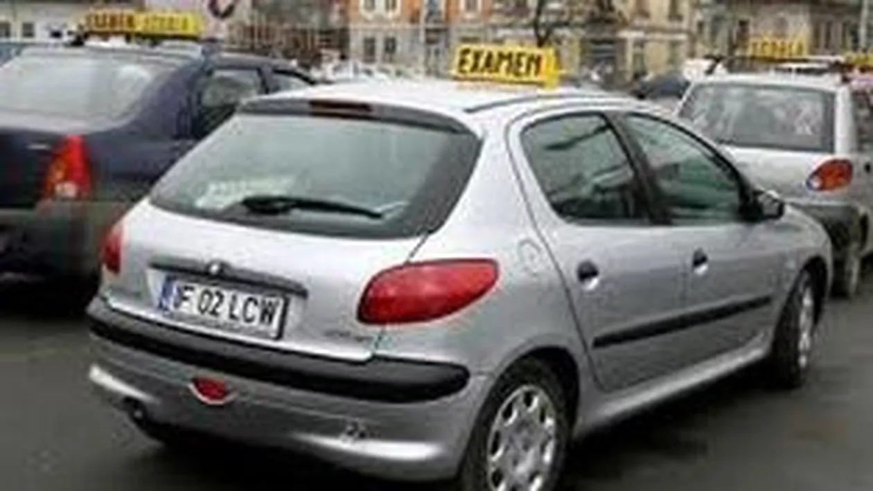Examenul auto, suspendat între 19 și 22 octombrie