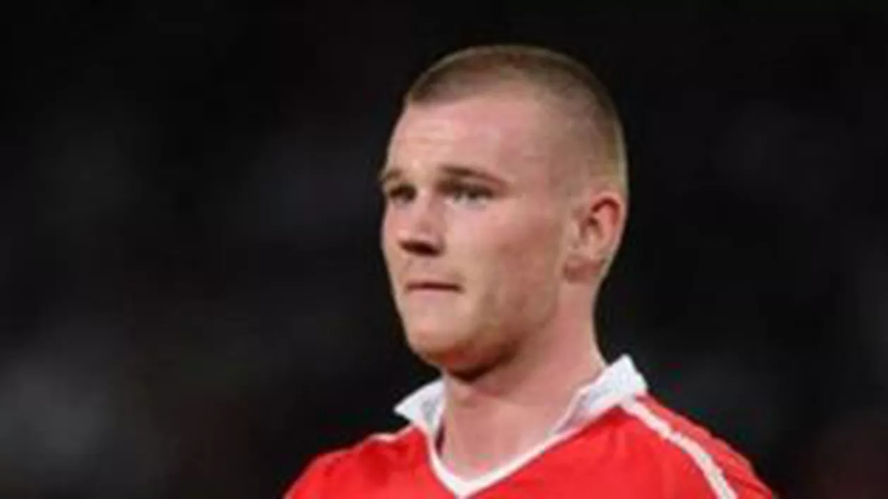 Ryan Tunnicliffe, fotbalistul echipei Manchester United, arestat după ce, sub influența băuturilor alcoolice, a provocat un accident