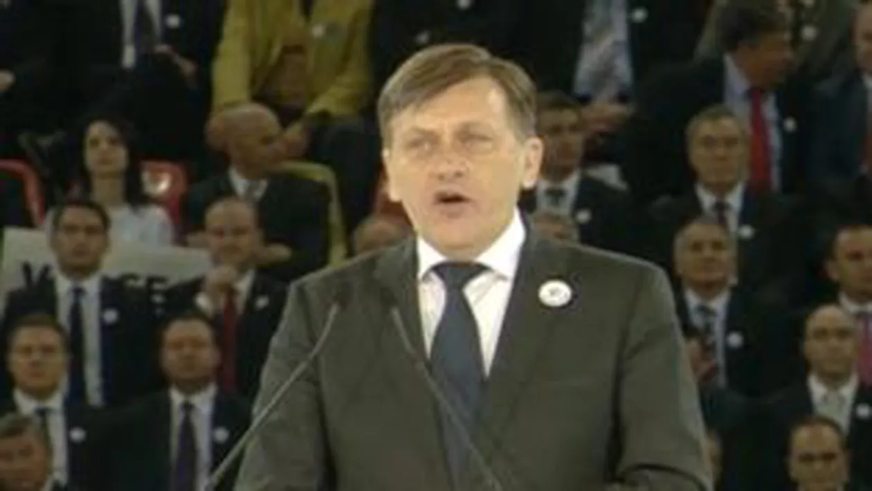 Crin Antonescu la mitingul USL: Uniunea nu are de câștigat doar niște alegeri, are de recucerit o țară