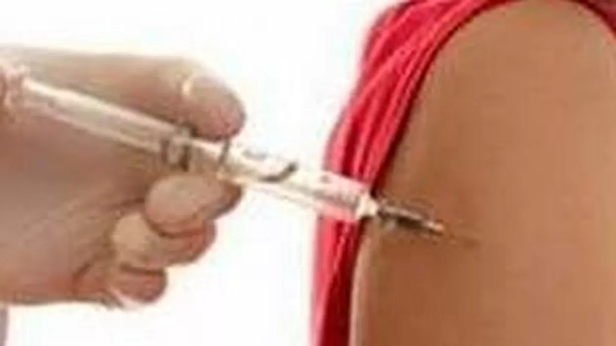 Constanța: Zeci de elevi au ajuns la spital după ce au fost vaccinați de femeia de serviciu a unui dispensar