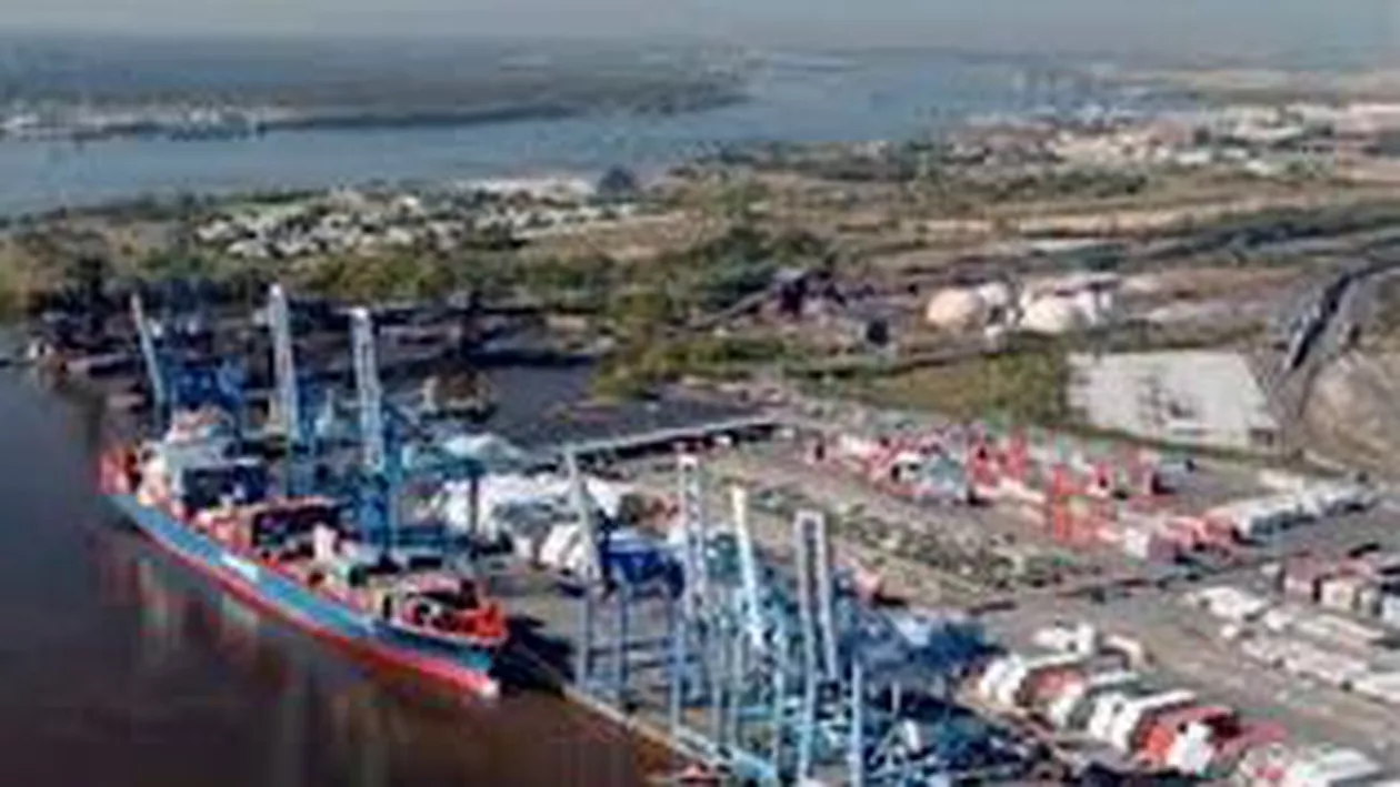 PSD preia încet, dar sigur, portul Constanţa de la Ministerul Transporturilor