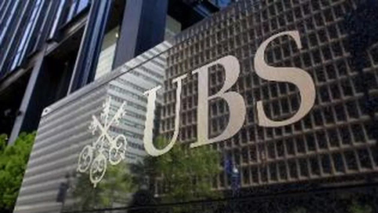 UBS, cea mai mare bancă din Elveția, va disponibiliza 10.000 de angajați la nivel mondial