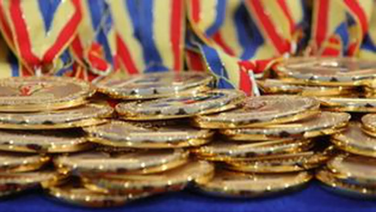 Doi elevi români premiați cu medalii de aur la Olimpiada Internațională de Astronomie