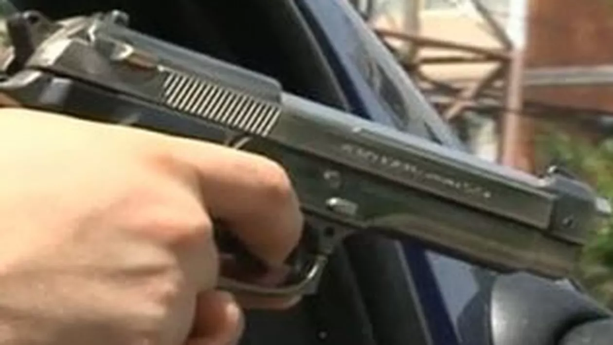 Șeful Poliției Abrud a fost găsit mort la serviciu: Polițistul s-ar fi sinucis cu arma din dotare