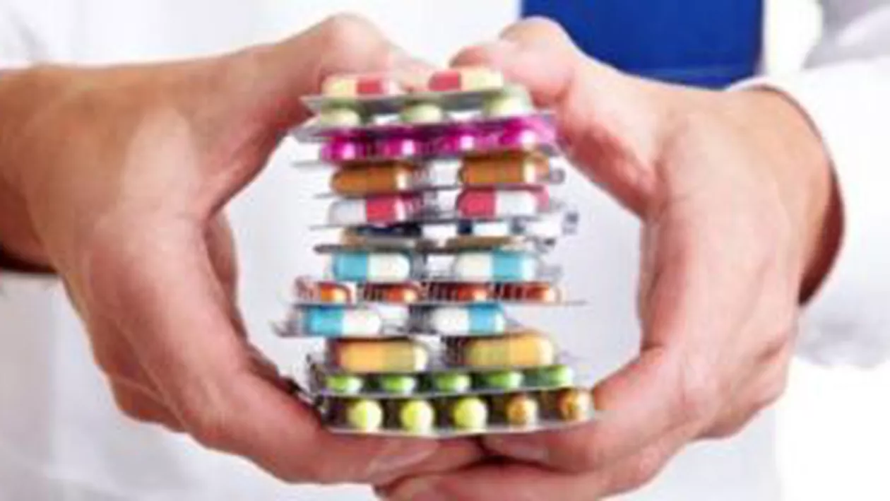 Sute de medicamente cu preț accesibil, utilizate de 70% dintre pacienți, riscă să dispară de pe piață