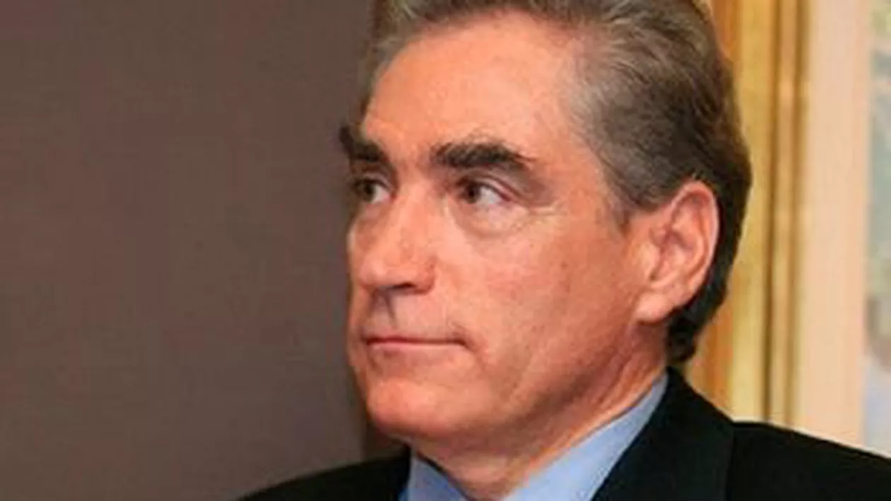 Petre Roman: Fiecare liberal care a dorit să candideze la alegeri a cotizat cu 2.500 de euro