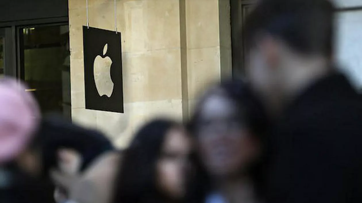 Record dublat: Apple a vândut 3 milioane de iPad-uri în 3 zile