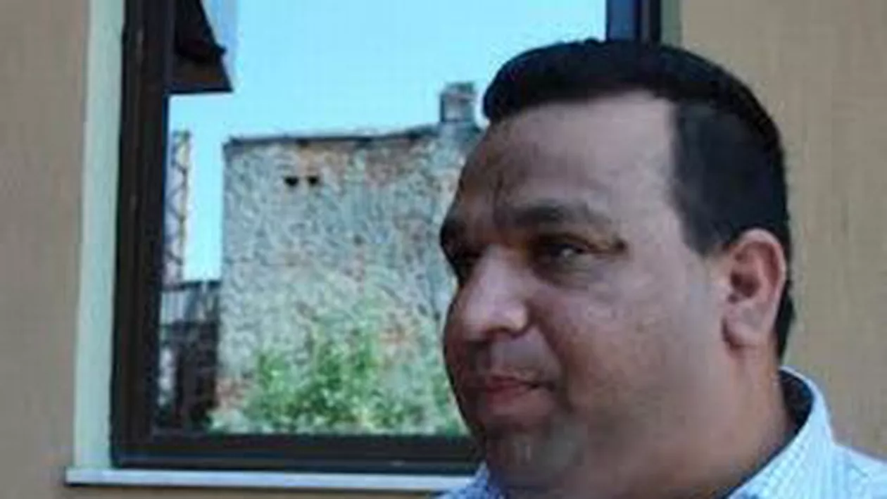 Fratele lui Bercea Mondial, internat în spital după ce a leșinat când a fost reținut pentru înşelăciune şi fals