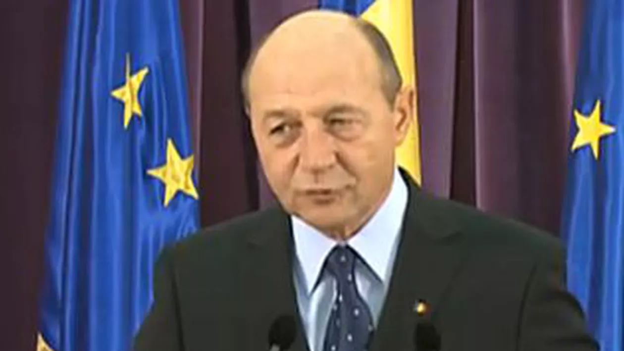 Traian Băsescu: Cumpărarea de mașini la Guvern e o măsură neinspirată. Mai bine foloseau banii pentru facturi restante la ministere