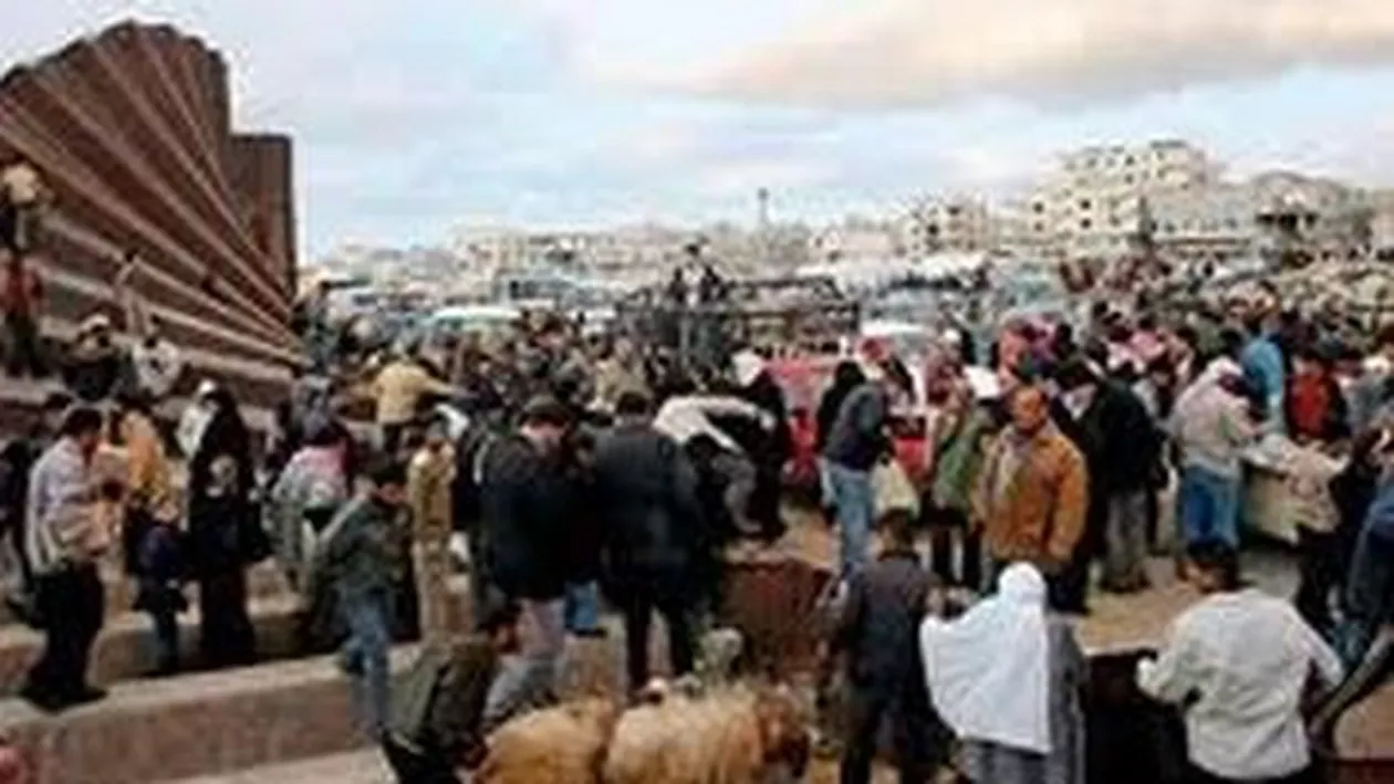 Mai mulți români au fost repatriați din Fâșia Gaza. Alte câteva zeci s-au refugiat în Egipt