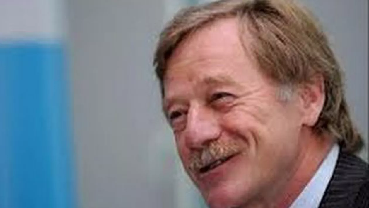 UE l-a validat pe luxemburghezul Yves Mersch la conducerea BCE