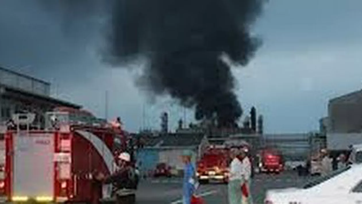 Explozie la Mechel Târgoviște: Un muncitor a suferit arsuri pe 80% din corp