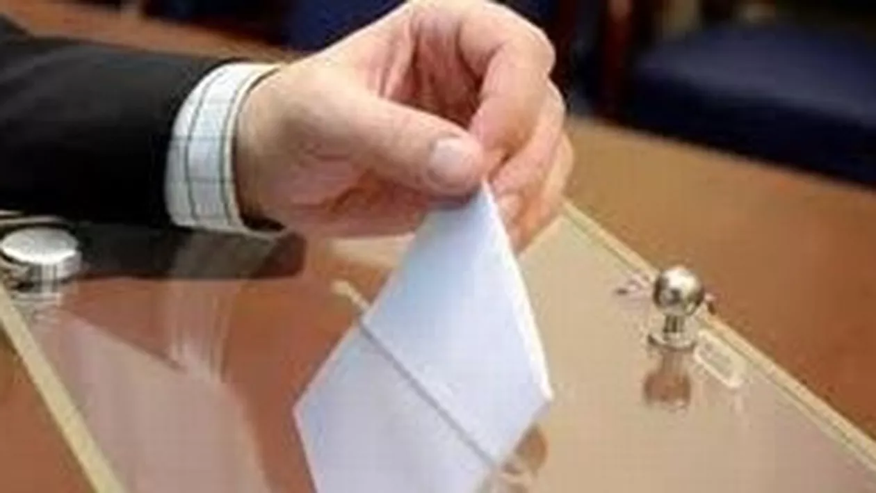 BEC: Numărul total al alegătorilor pentru alegerile de duminică este 18.248.414, cu 44.000 mai puțini decât la referendum