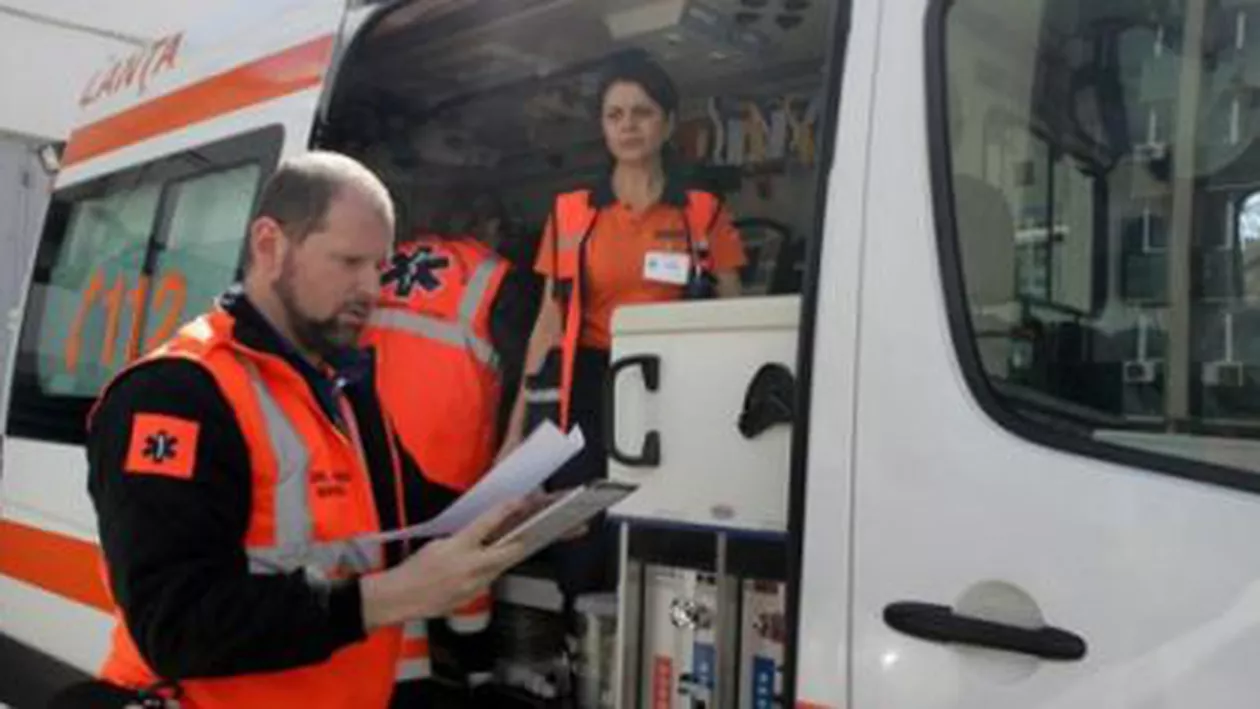 Voluntari: Două femei s-au luat la bătaie în fața Secției de votare 80