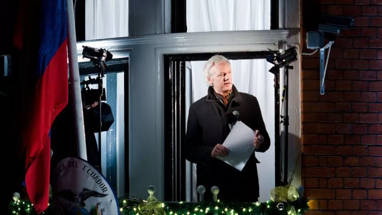 WikiLeaks va da presei un milion de documente în 2013