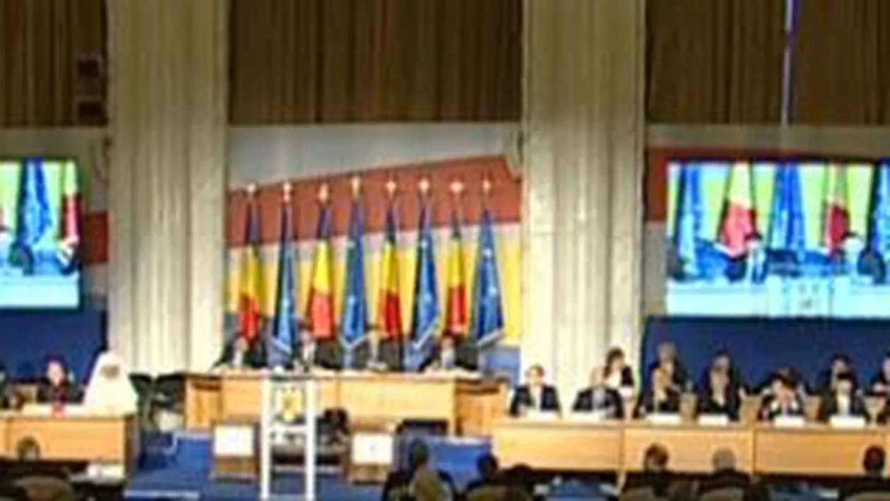 Şedința pentru învestirea Guvernului Ponta 2: 184 de parlamentari, absenți. Traian Băsescu nu participă