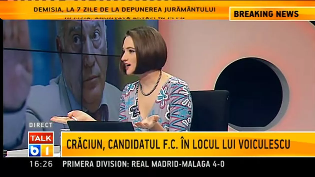 Justin Bieber a rămas din nou cu pantalonii în vine pe scenă (VIDEO)