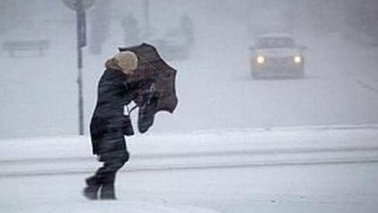 Meteorologii anunță vreme geroasă cu ninsori viscolite în Moldova și Transilvania