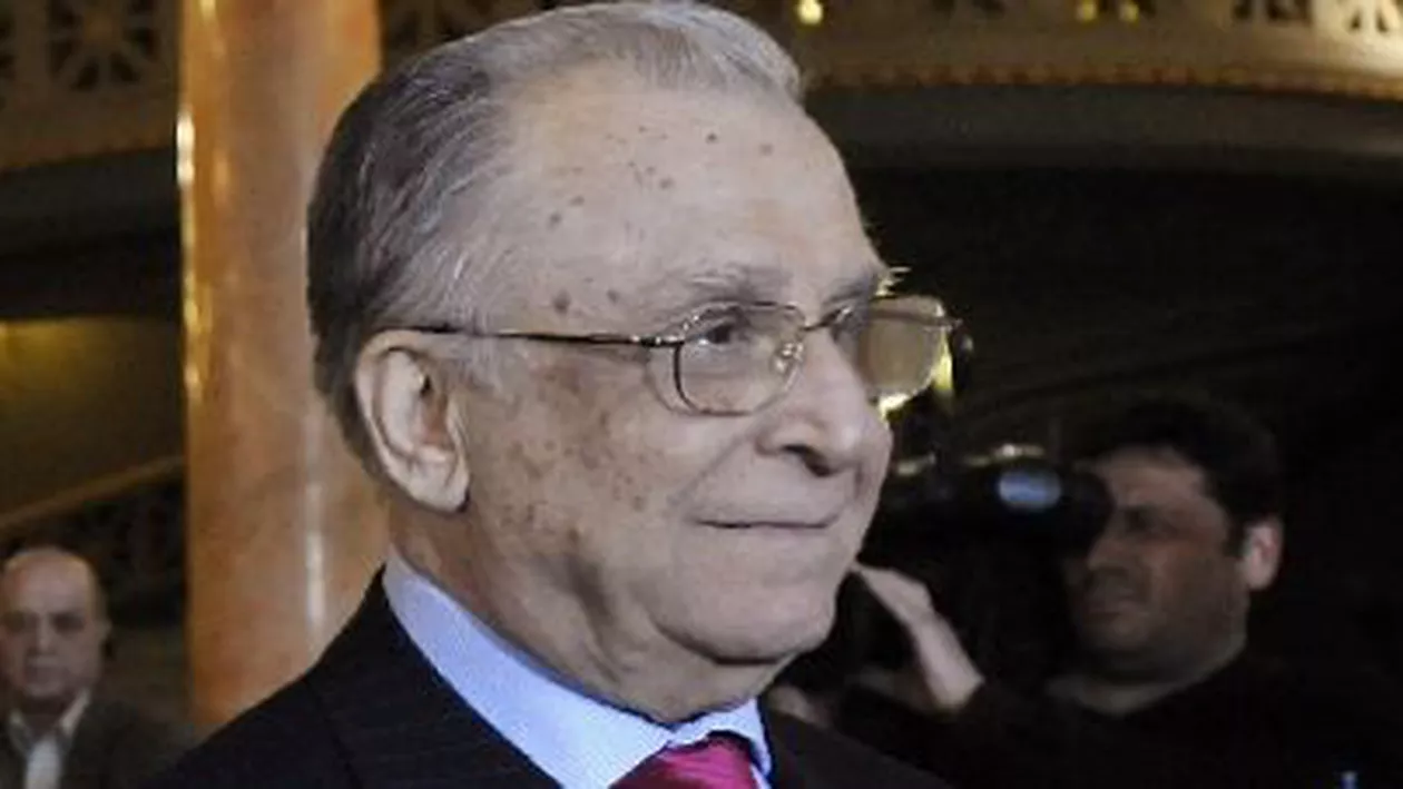 Ion Iliescu îşi va petrece ziua onomastică în familie
