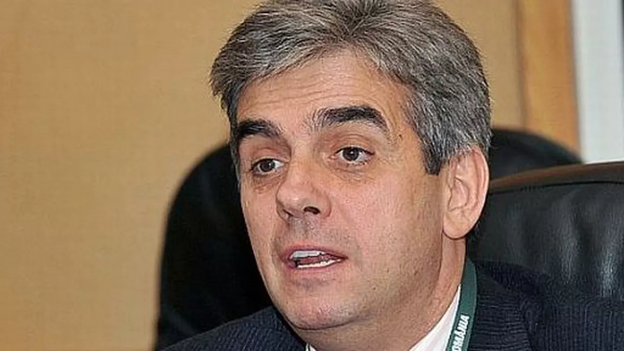 Ministrul Sănătății a propus ca toate femeile medic și asistentele să fie chestionate în legătură cu hărțuirea la locul de muncă