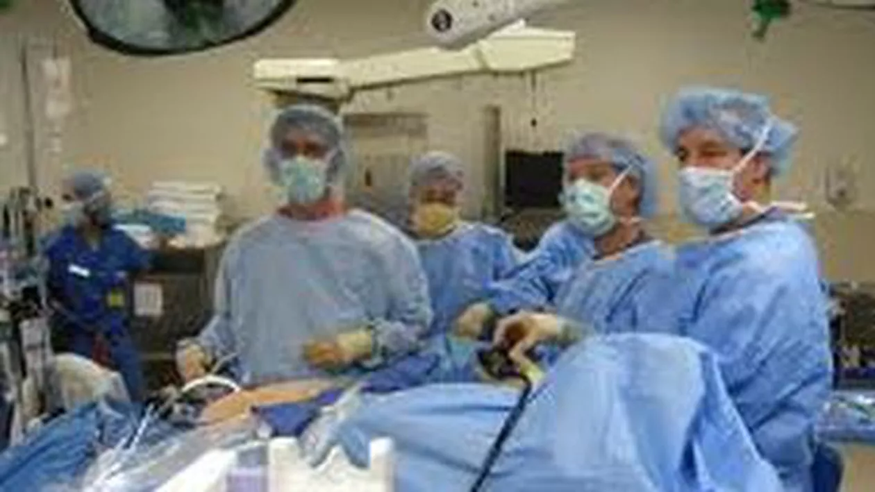 Procedură riscantă în Cluj: O femeie cu o tumoare abdominală de 18 kilograme va fi operată