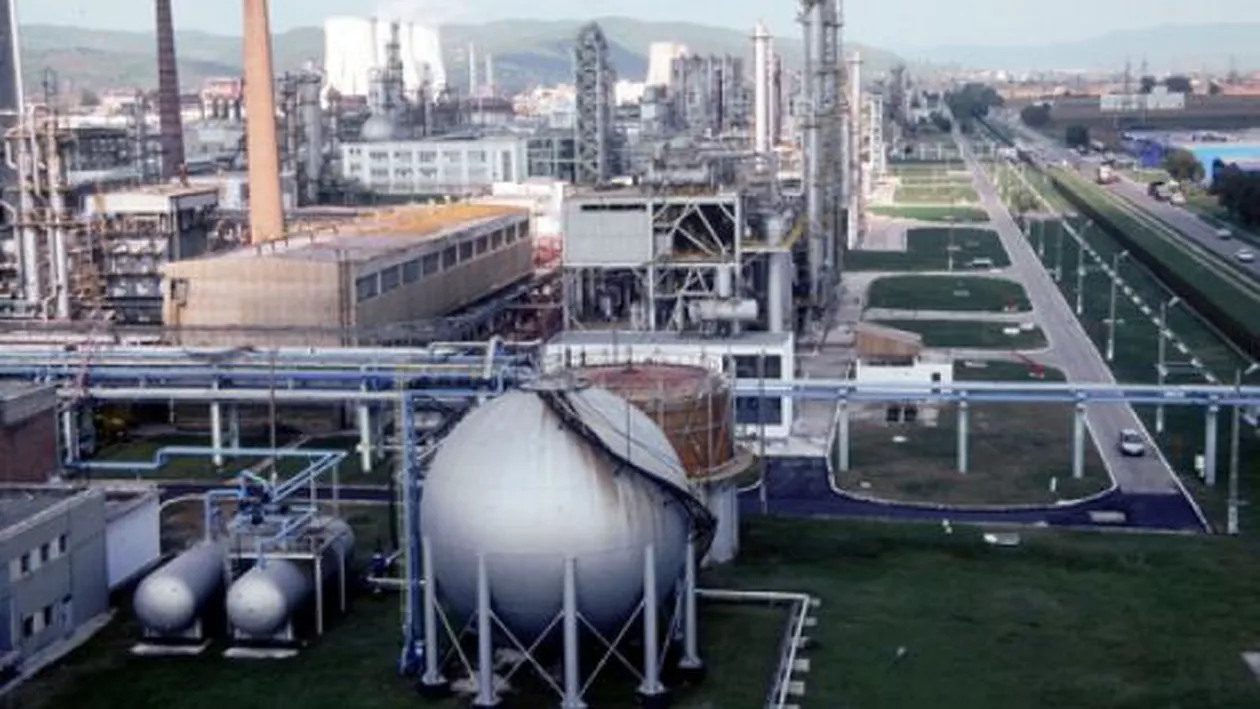 Combinatul Oltchim a intrat în procedura de insolvență