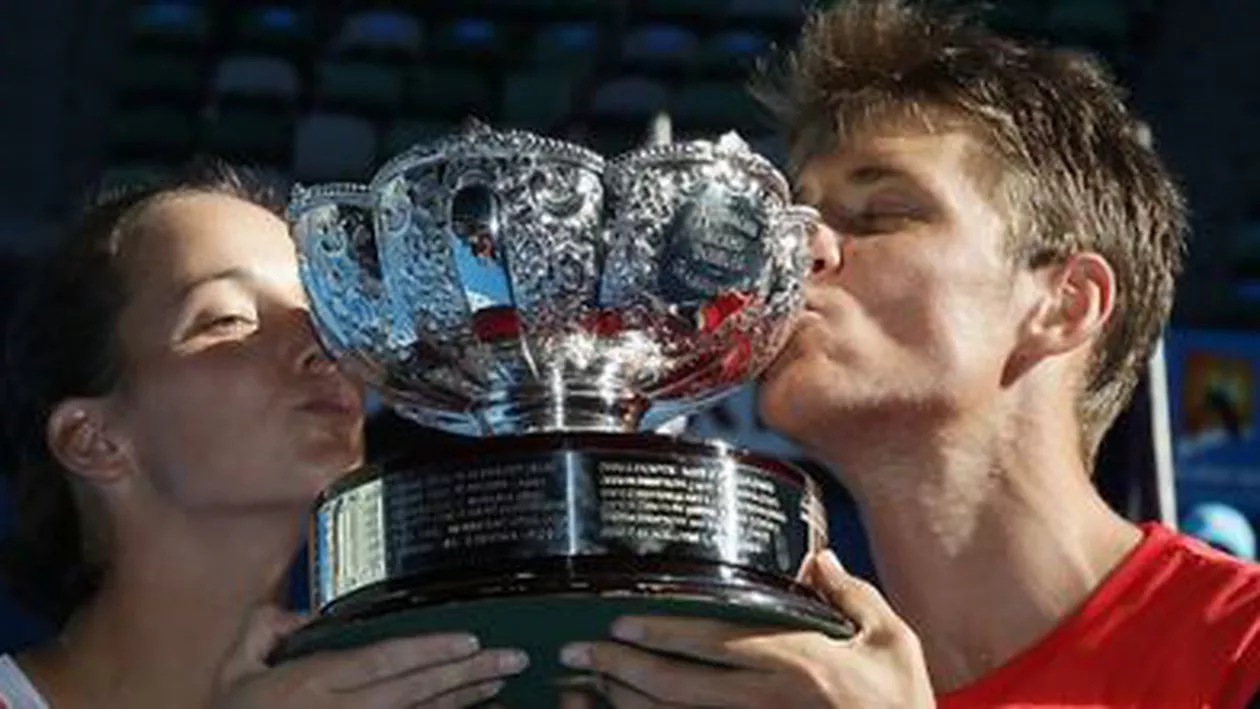Tenis: Perechea Jarmila Gajdosova /Matthew Ebden, câștigătoarea Australian Open la dublu mixt