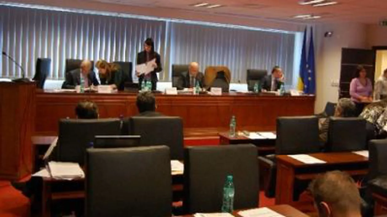 Consilierul CGMB Bogdan Georgescu, găsit în incompatibilitate