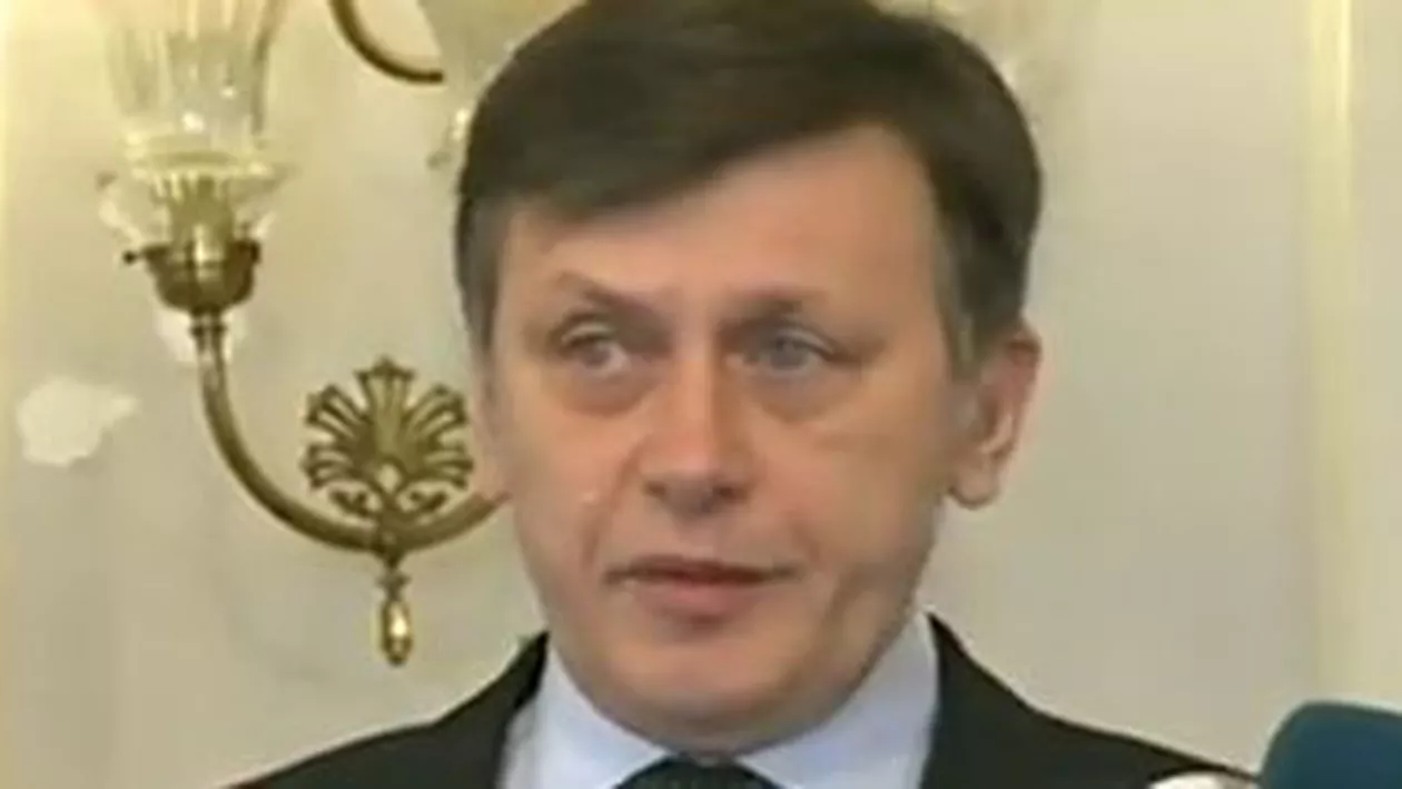 Crin Antonescu, despre plecarea lui Vlad Moisescu din conducerea PNL: Această demisie este nesemnificativă