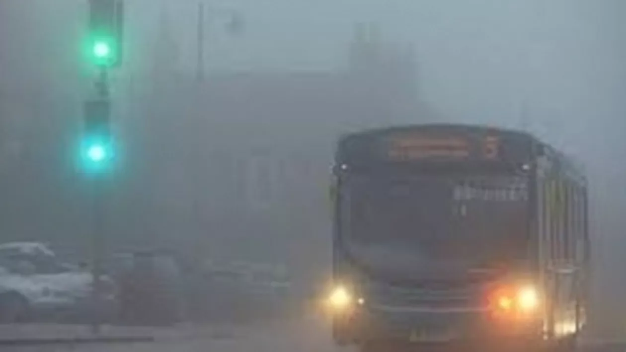 ANM: Cod galben de ceață valabil pentru 15 județe, inclusiv București