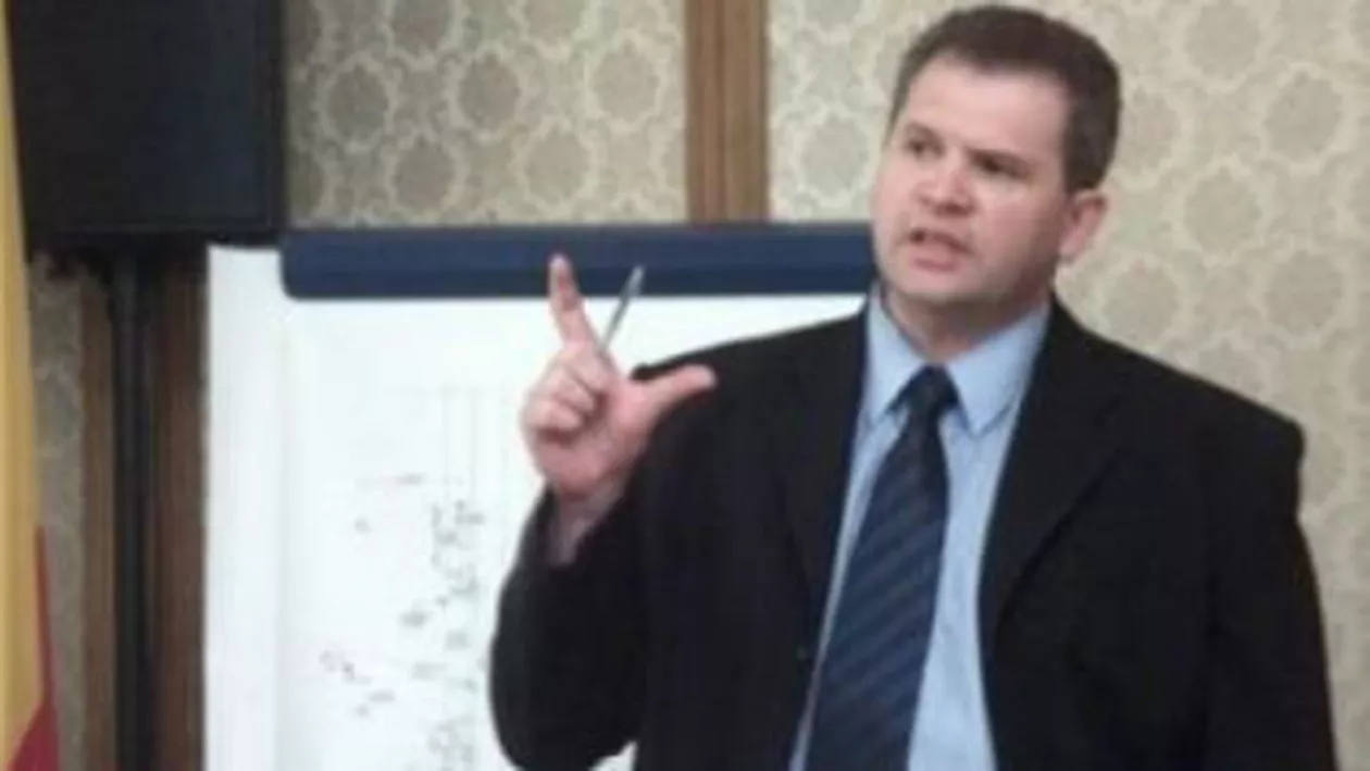 Fostul procuror general al României Ilie Botoş cere să fie detașat la Cancelaria premierului