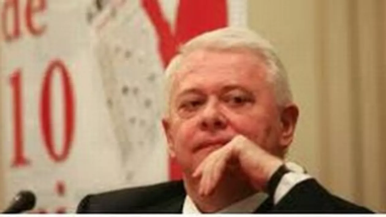 Viorel Hrebenciuc renunţă la şefia organizaţiei PSD Bacău: Las loc candidaților tineri