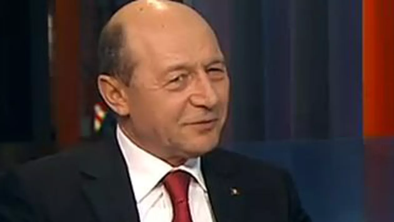 Băsescu: Udrea are șanse să câștige şefia PDL, într-o competiție cinstită. Îi recomand să se retragă dacă află că e aranjată