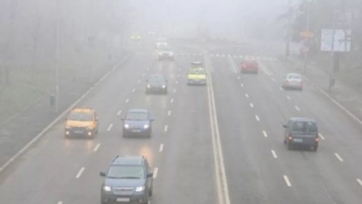 Cod galben de ceață în șapte județe din țară, inclusiv drumuri naționale