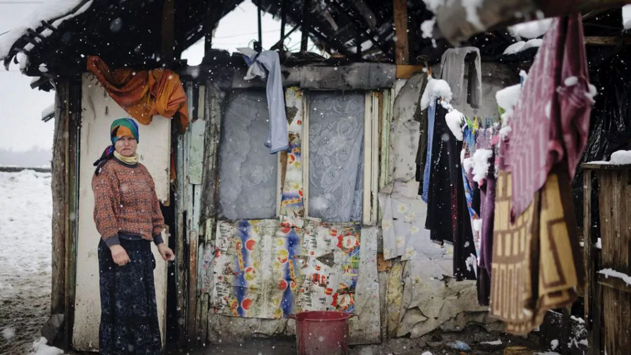 Material controversat despre ghetoul romilor şi zidul de la Baia Mare, în Daily Mail: Jurnaliştii din România îi acuză pe britanici că încearcă să stopeze migraţia românilor cu informaţii eronate