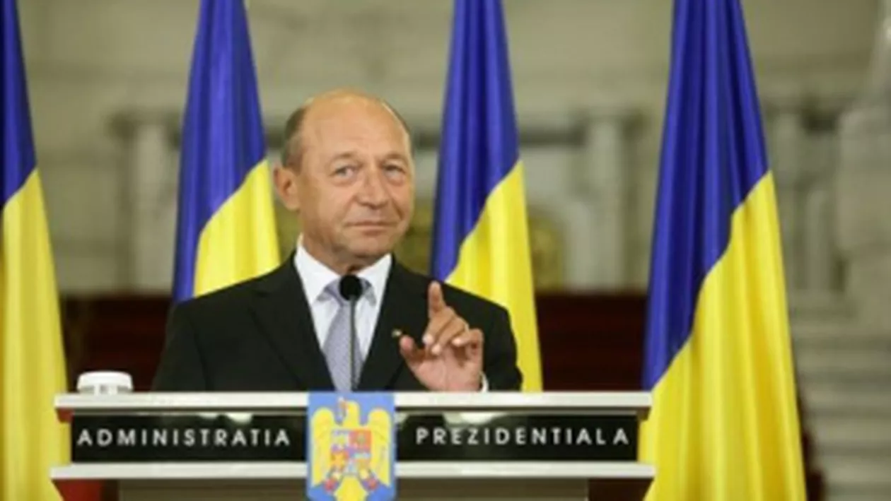 Președintele Traian Băsescu participă joi la o dezbatere pe tema revizuirii Constituției