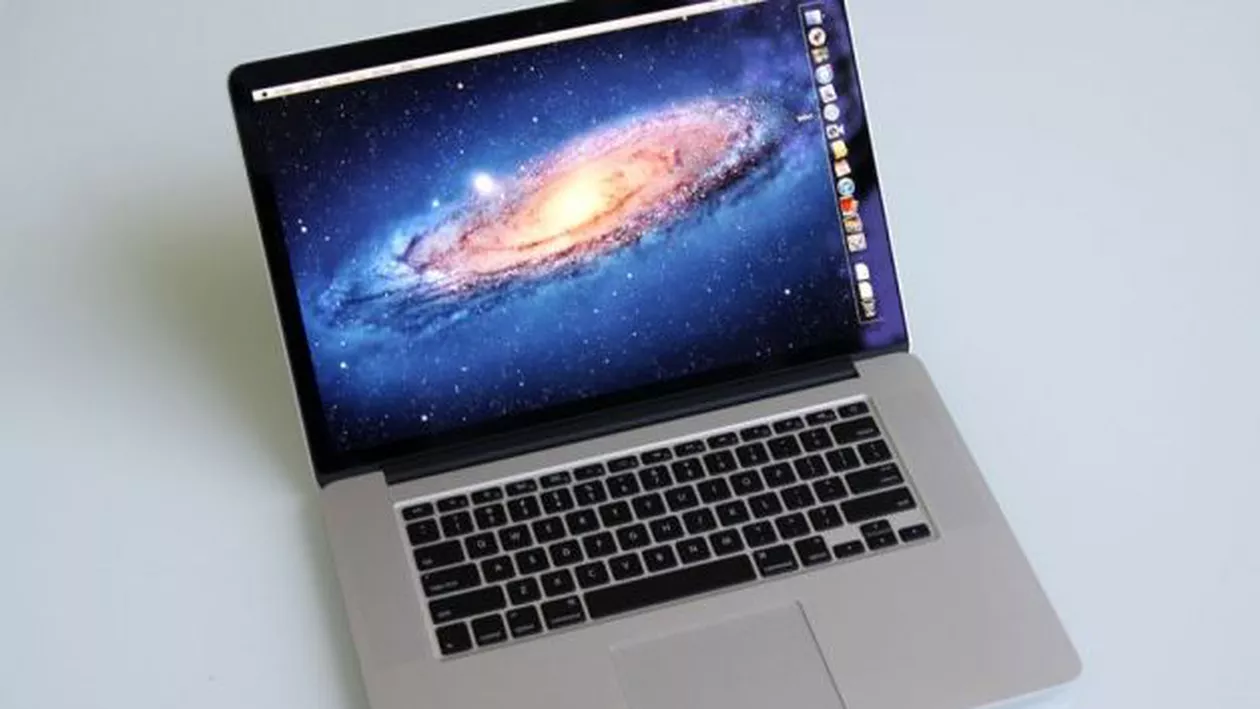 Apple, dată în judecată de posesori de MacBook Pro cu Retina Display