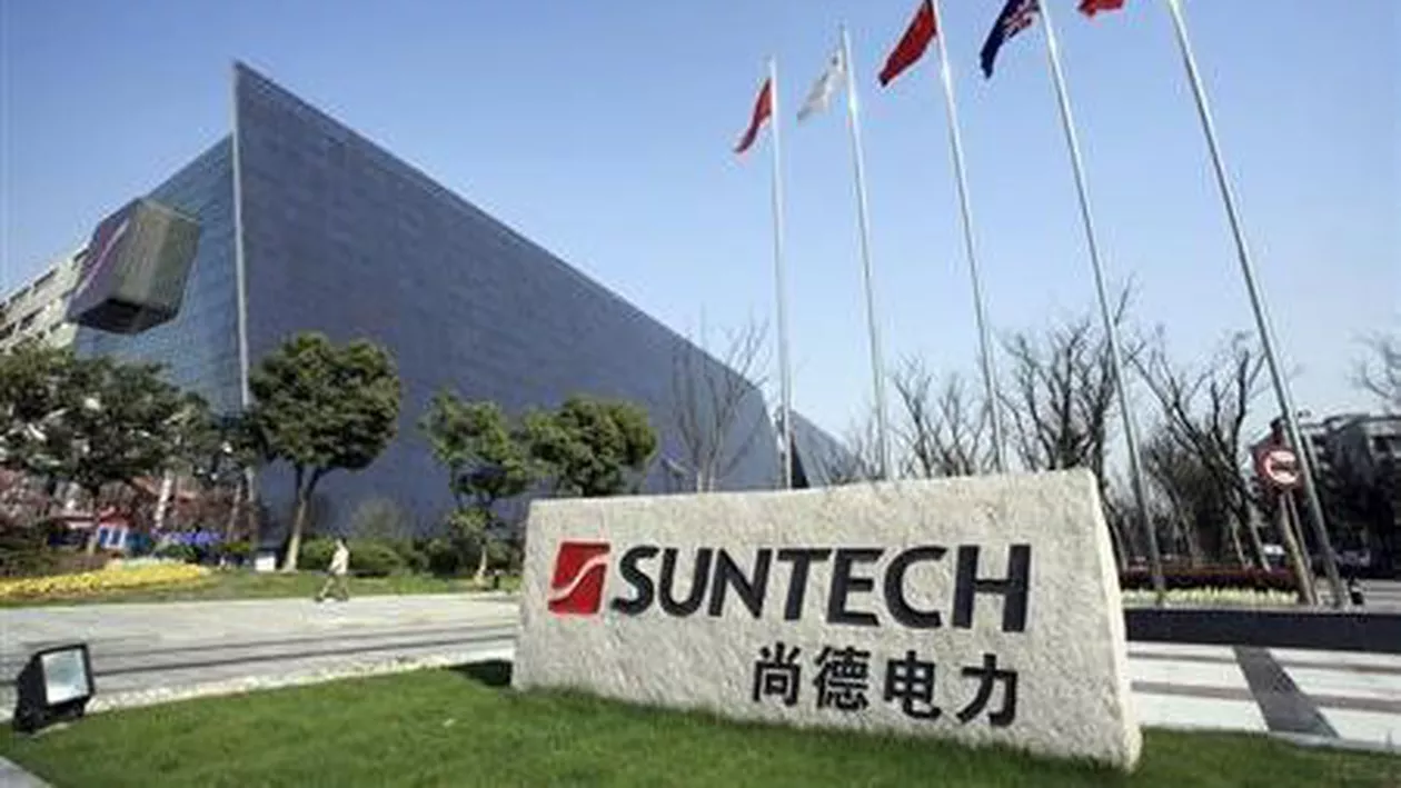 Suntech, gigantul chinez al panourilor solare, a intrat în faliment