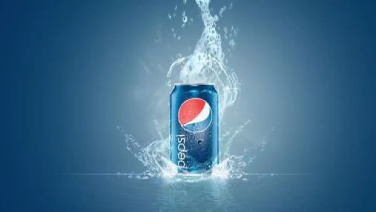 Pepsi a anunțat o schimbare în designul sticlei, pentru prima dată în ultimii 17 ani. Cum va arăta noua sticlă (FOTO)