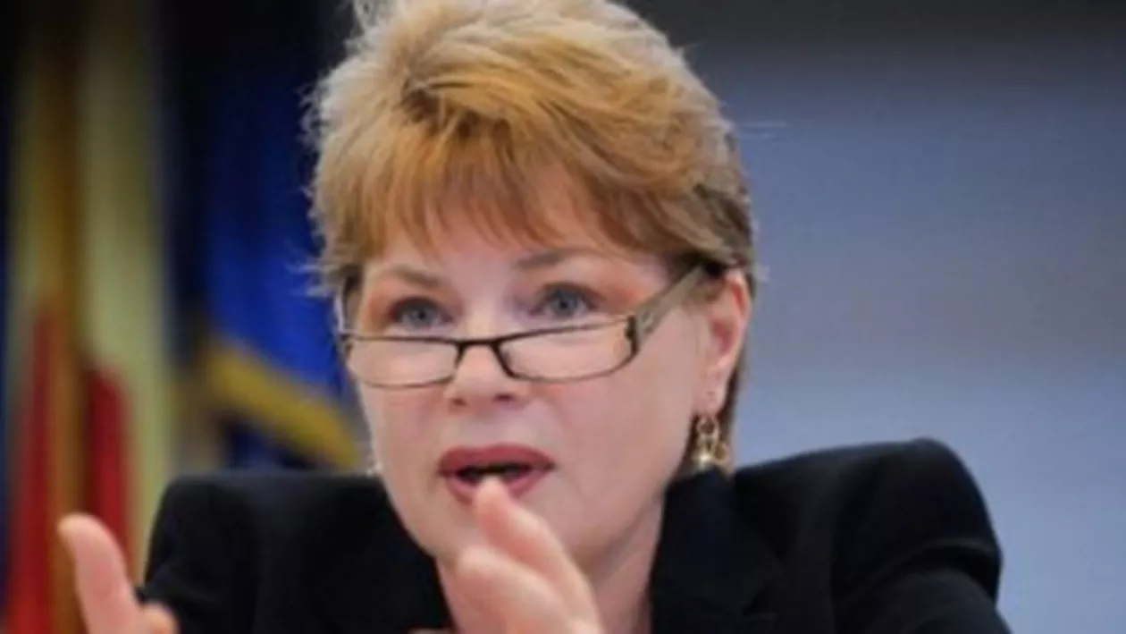 Mona Pivniceru a demisionat de la conducerea Ministerului de Justiție