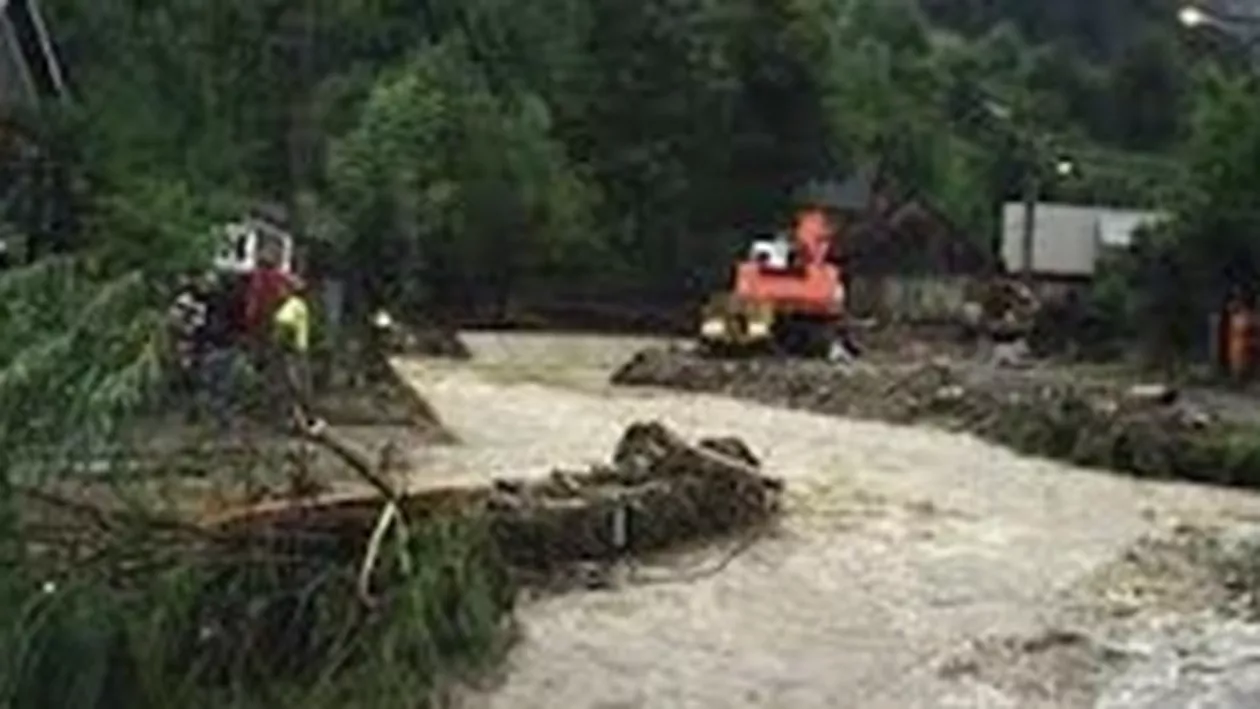 Cod galben de inundații pe mai multe râuri din vest, nord și centru