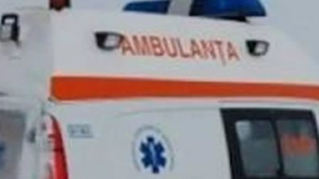 Brăila: O tânără de 17 ani a murit, iar alta de 18 ani este grav rănită după ce au fost lovite de un microbuz