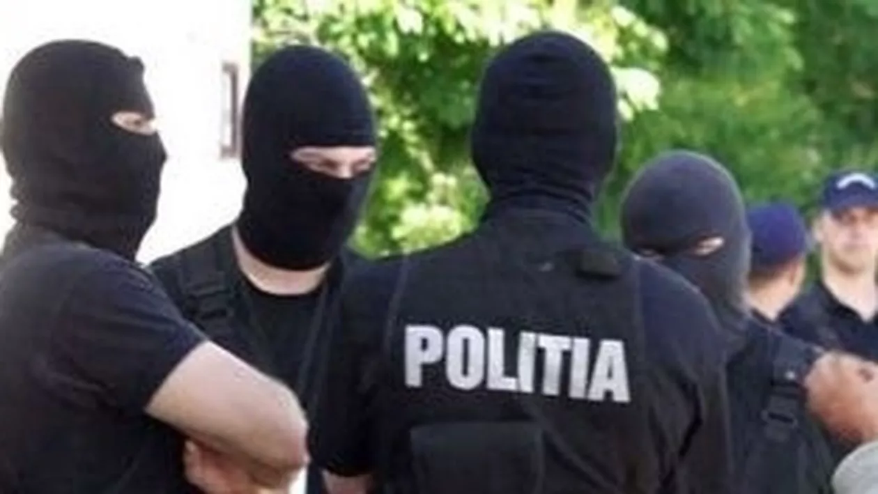 Un bărbat a reușit să fugă de sub escortă. Fugarul a fost prins la scurt timp