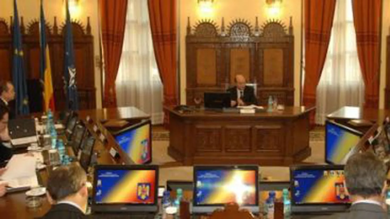 CSAT se reunește miercuri: Situația de la Oltchim, pe ordinea de zi