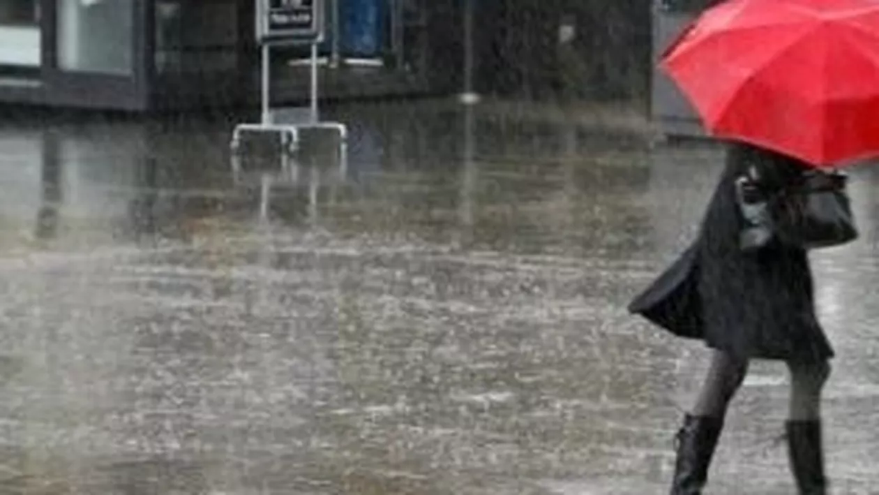 Mai multe familii din Craiova au fost afectate de ploile din ultimele zile