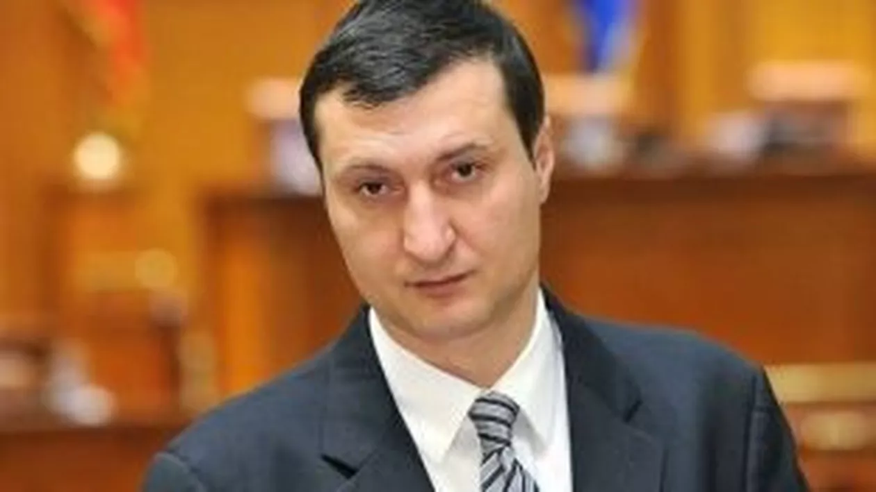 Fostul deputat Dan Păsat, condamnat la trei ani de închisoare cu executare pentru şantaj. Decizia nu este definitivă