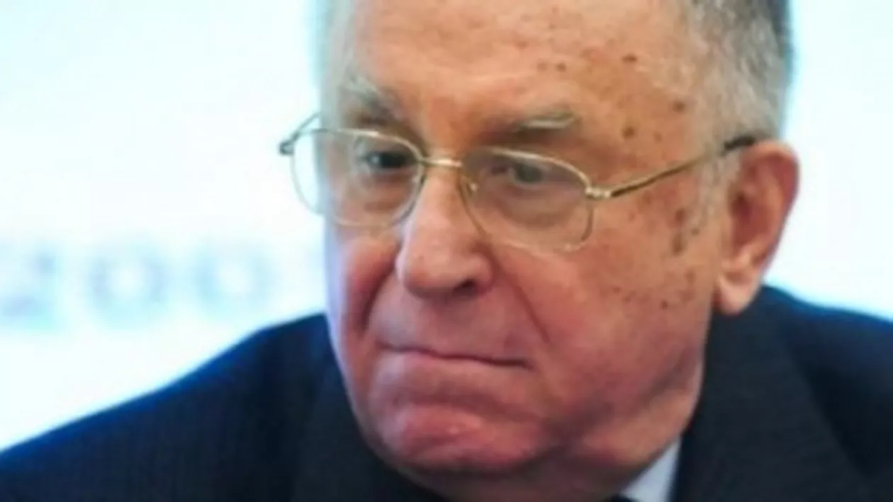Ion Iliescu: Relația instituțională dintre premierul Ponta și președintele Băsescu trebuie respectată