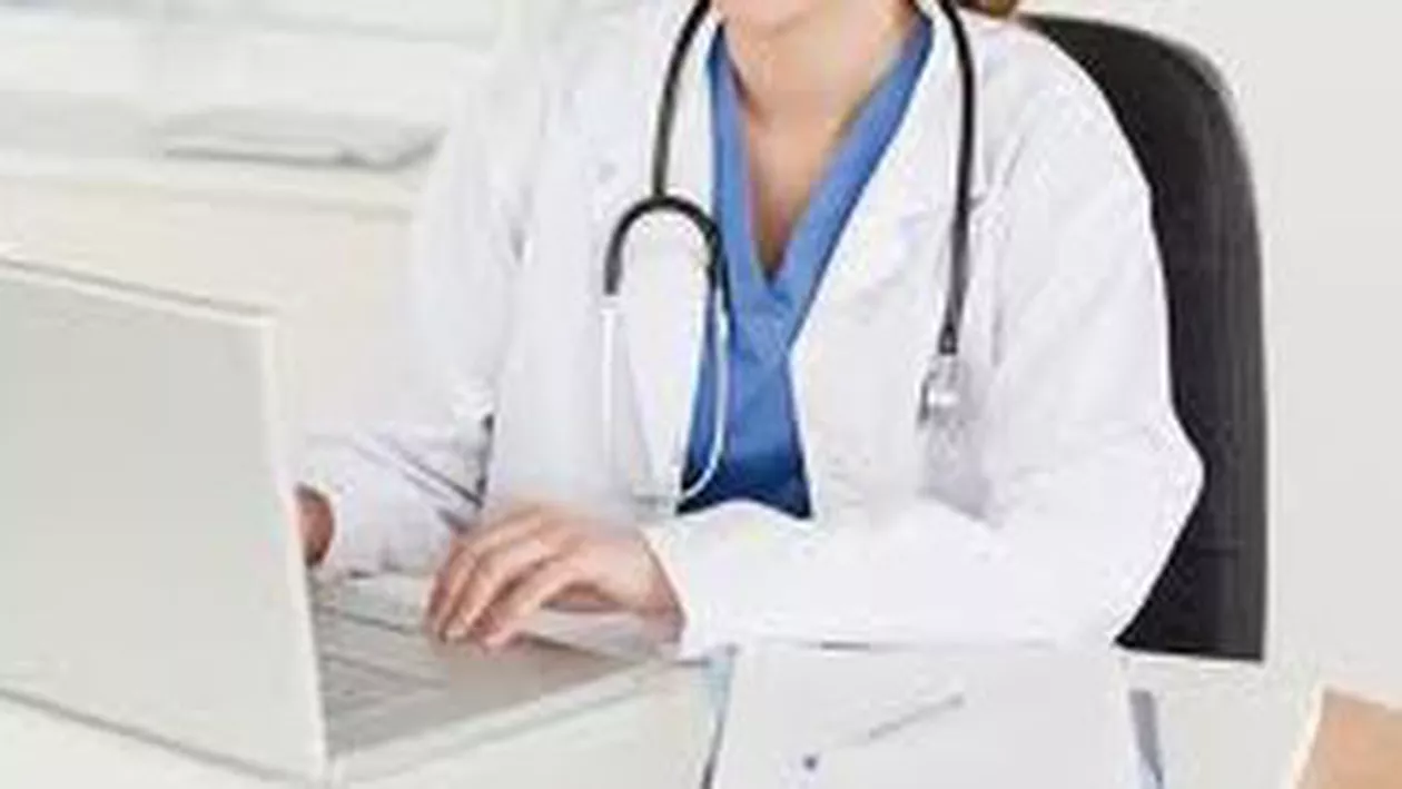 Doctoriță de la Casa de Pensii Hunedoara, reținută pentru luare de mită