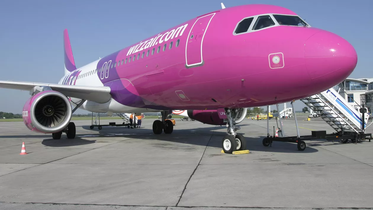 O cursă Wizz Air a aterizat de urgență la Timișoara după ce i s-a făcut rău unui copil