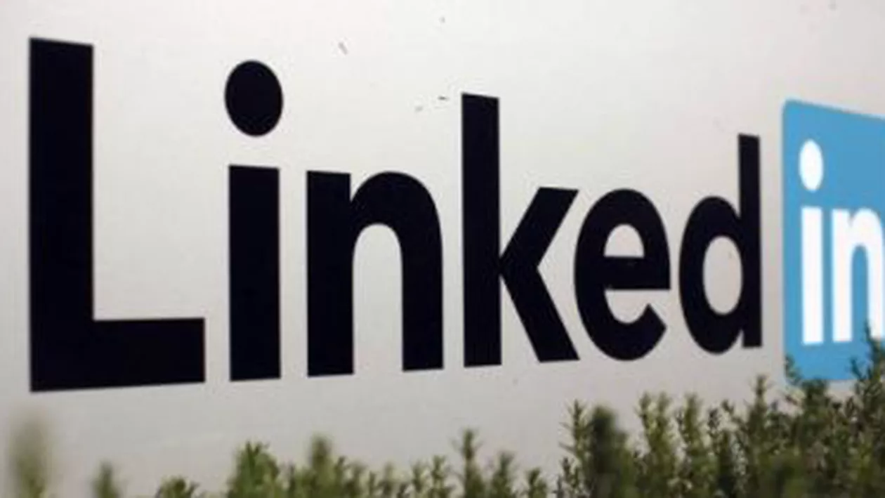 LinkedIn a introdus o nouă aplicație pentru smartphone-uri și tablete care permite afișarea reclamelor